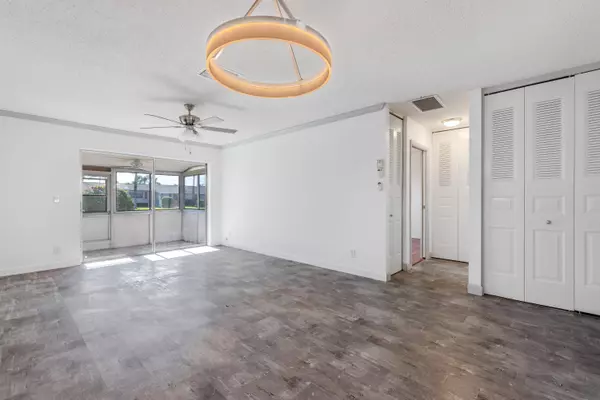 West Palm Beach, FL 33415,2739 W Dudley DR D