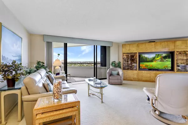 Singer Island, FL 33404,5070 N Ocean DR 10c