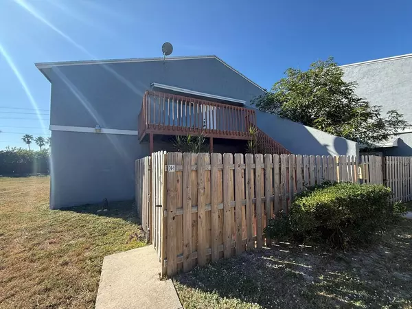 24 Crossings CIR H, Boynton Beach, FL 33435