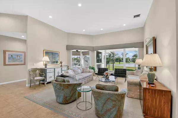 Atlantis, FL 33462,194 Orange Tree DR G