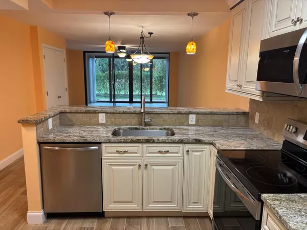 Lake Worth, FL 33467,4411 Trevi CT 106