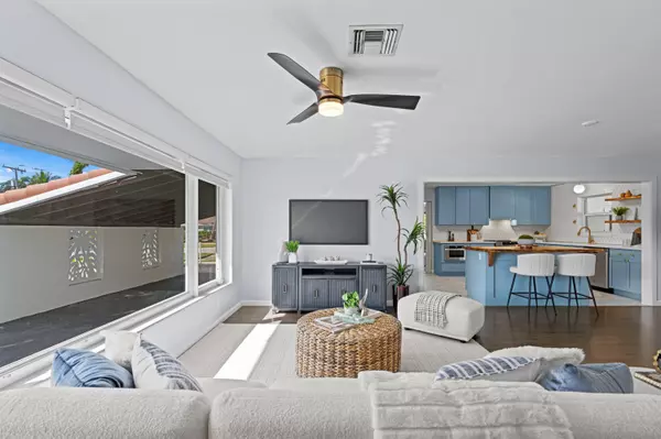 North Palm Beach, FL 33408,541 Kingfish RD