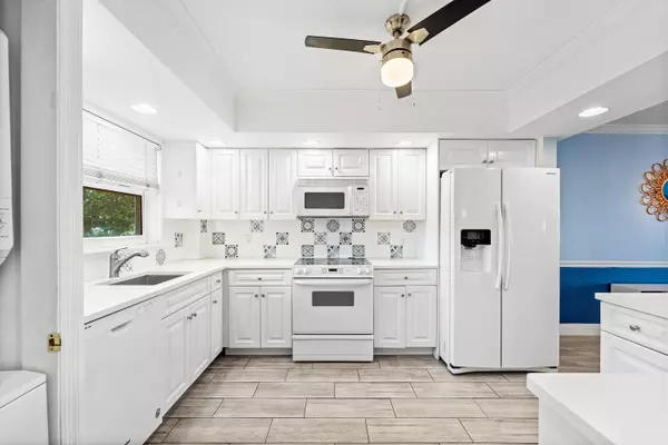 Fort Lauderdale, FL 33308,3031 NE 51st ST 106w