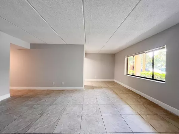 Boynton Beach, FL 33436,1106 Meadows CIR