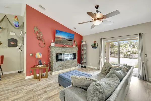 Port Saint Lucie, FL 34953,3837 SW Daisy ST