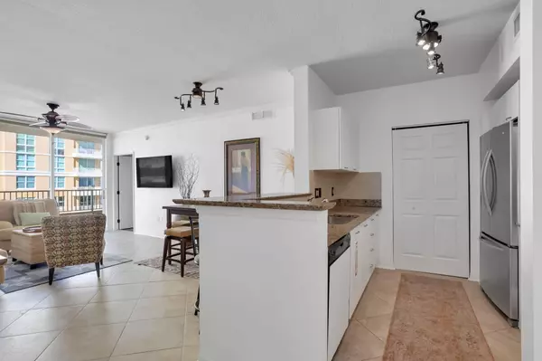 Boynton Beach, FL 33435,625 Casa Loma BLVD 1103