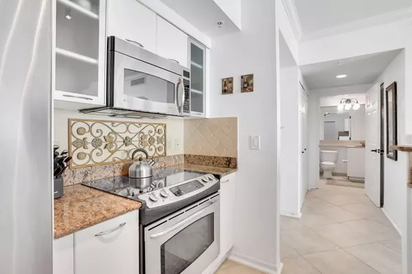 Boynton Beach, FL 33435,625 Casa Loma BLVD 1103