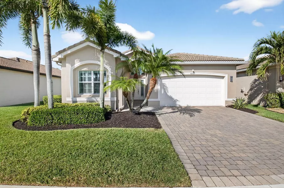 8297 Cloud Peak DR, Boynton Beach, FL 33473