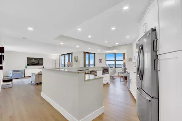 Singer Island, FL 33404,5420 N Ocean DR 506