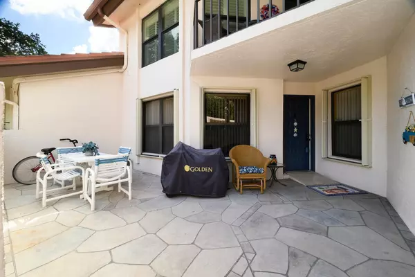 Stuart, FL 34997,6030 SE Martinique DR 102