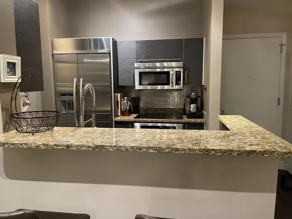 West Palm Beach, FL 33401,550 Okeechobee BLVD 227