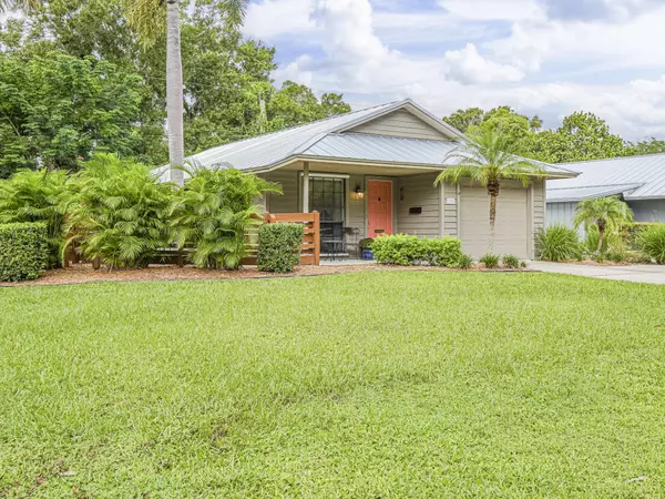 2103 31st AVE, Vero Beach, FL 32960