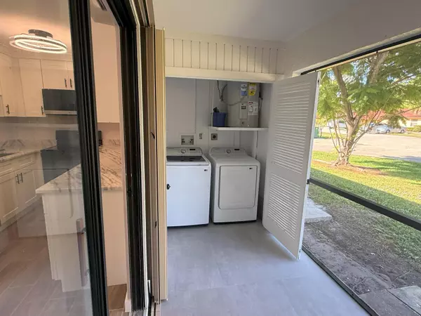 West Palm Beach, FL 33415,440 Glenwood DR