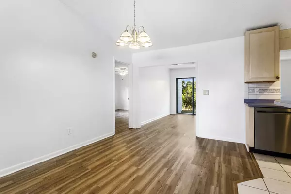 Jupiter, FL 33458,6075 Wolfe ST