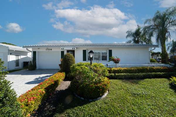 1708 SW SW 21st ST, Boynton Beach, FL 33426