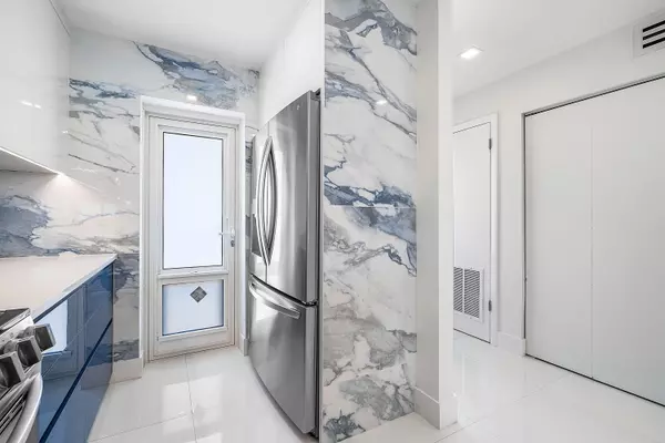 Highland Beach, FL 33487,3100 S Ocean BLVD 6180