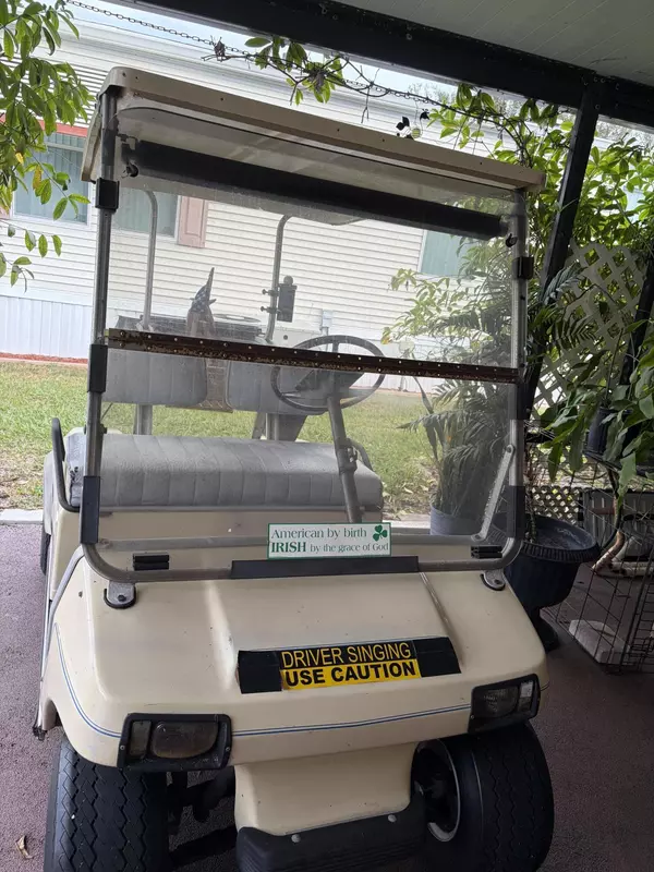 Port Saint Lucie, FL 34952,109 E East Caribbean