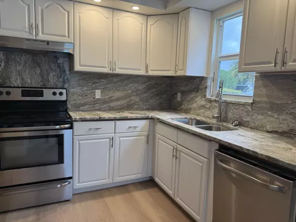 509 Plymouth RD, West Palm Beach, FL 33405