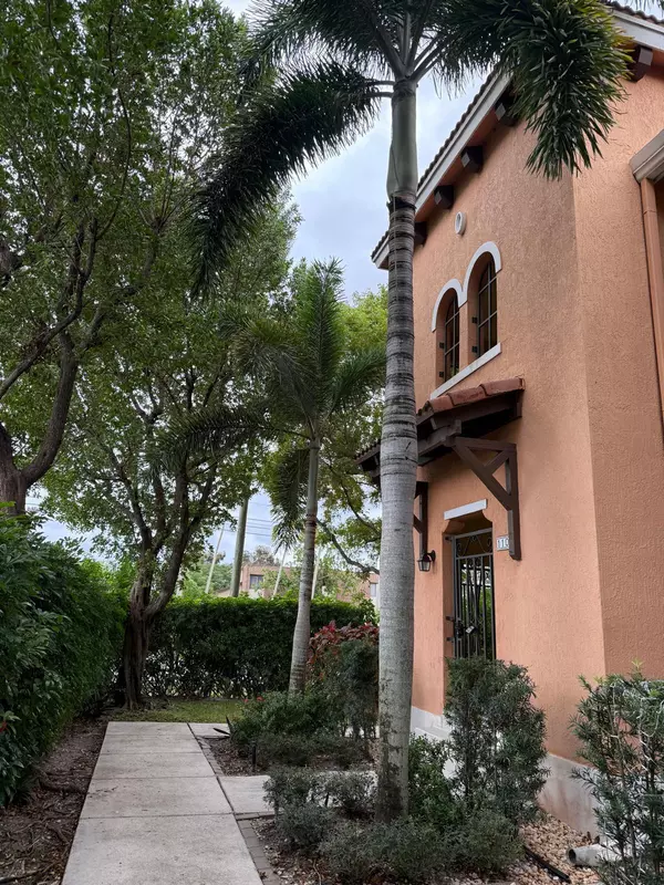 Palm Springs, FL 33406,3569 Forest Hill BLVD 110