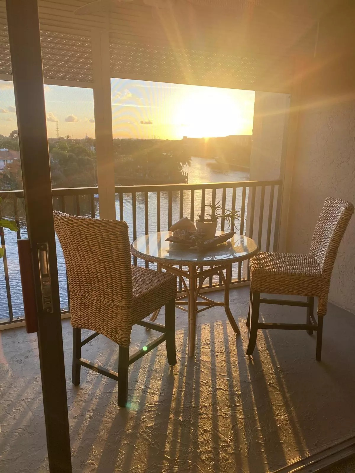 Boca Raton, FL 33432,22 Royal Palm WAY 504