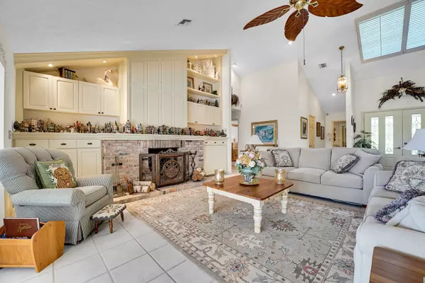 Port Saint Lucie, FL 34986,7839 Sabal Lake DR