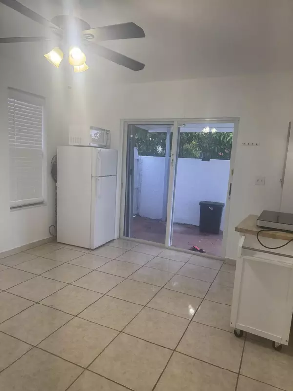 Hialeah, FL 33012,3335 W 8th AVE