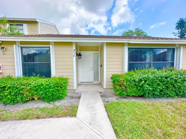 Jupiter, FL 33458,104 Lakewood DR 21c