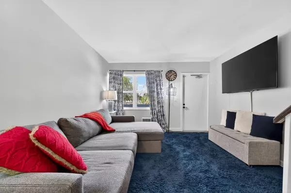 Boca Raton, FL 33428,9500 SW 3 ST 210