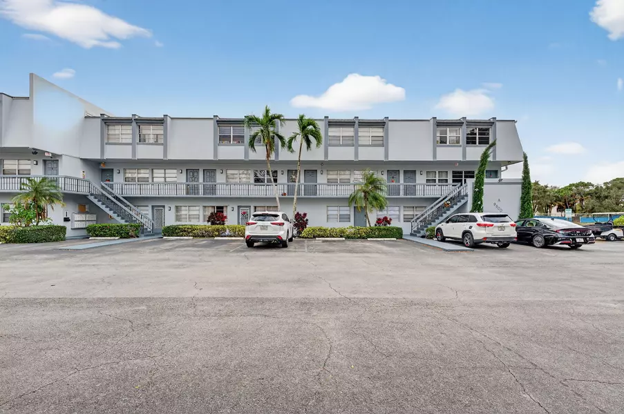 9500 SW 3 ST 210, Boca Raton, FL 33428