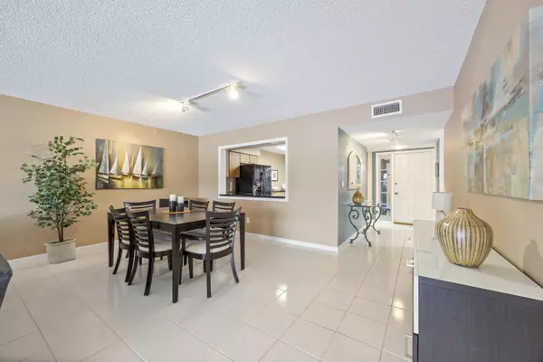 Boynton Beach, FL 33437,6388 Aspen Glen CIR