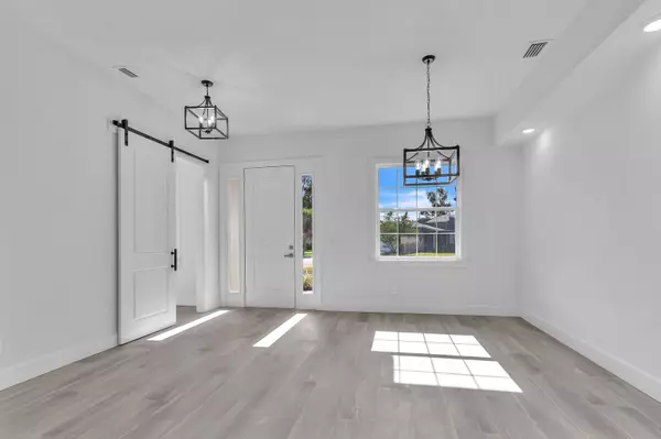 Fort Pierce, FL 34982,5602 Tangelo DR