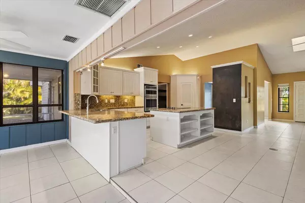 Port Saint Lucie, FL 34952,2850 SE Calvin ST