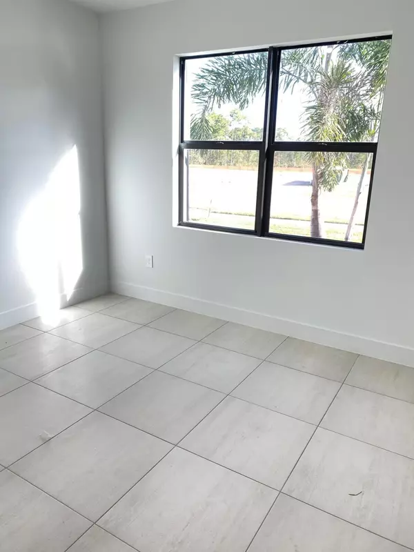 Stuart, FL 34997,6950 SE Park Trace DR