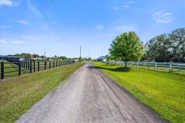 Wellington, FL 33414,2040 Galloway TRL