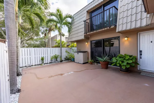 West Palm Beach, FL 33409,5616 56th WAY