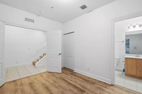 Lake Worth Beach, FL 33460,531 S Federal HWY 14