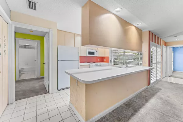 Palm Beach Gardens, FL 33410,5101 Water Oak CT