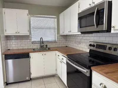 4640 W Lucerne Lakes BLVD 508, Lake Worth, FL 33467