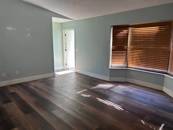 Fort Pierce, FL 34951,7908 Eden RD