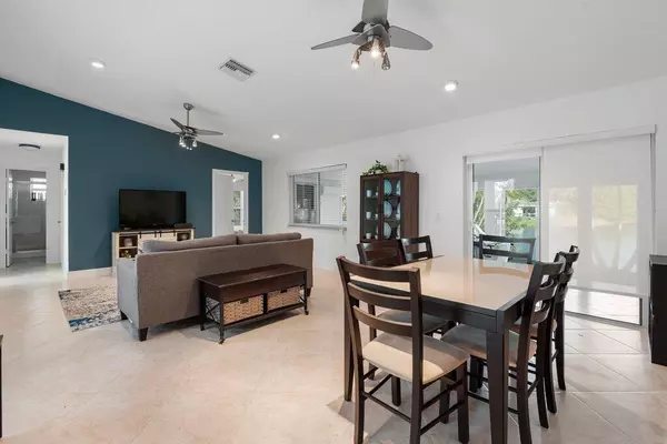 Deerfield Beach, FL 33442,288 NW 39th WAY