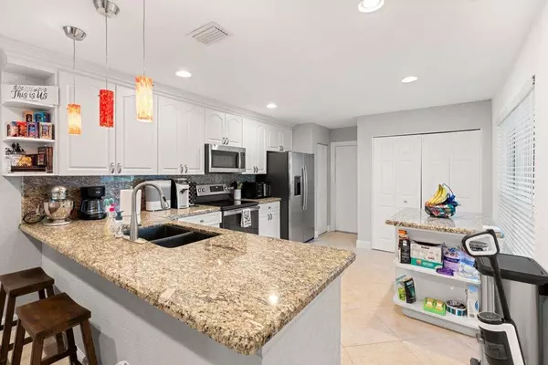 Deerfield Beach, FL 33442,288 NW 39th WAY