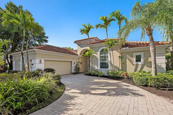 West Palm Beach, FL 33412,8988 Lakes BLVD