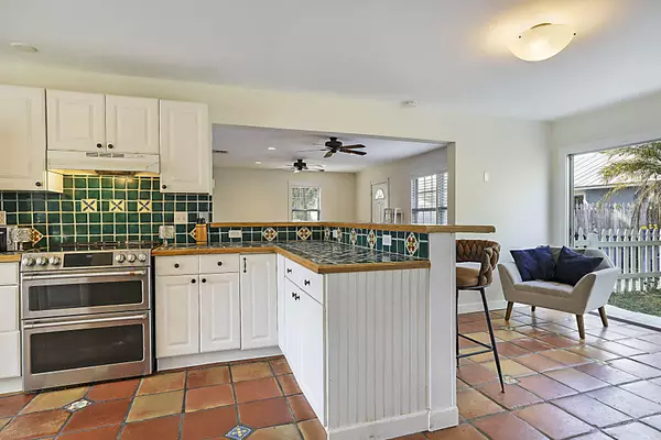 Palm City, FL 34990,1017 SW Spruce ST