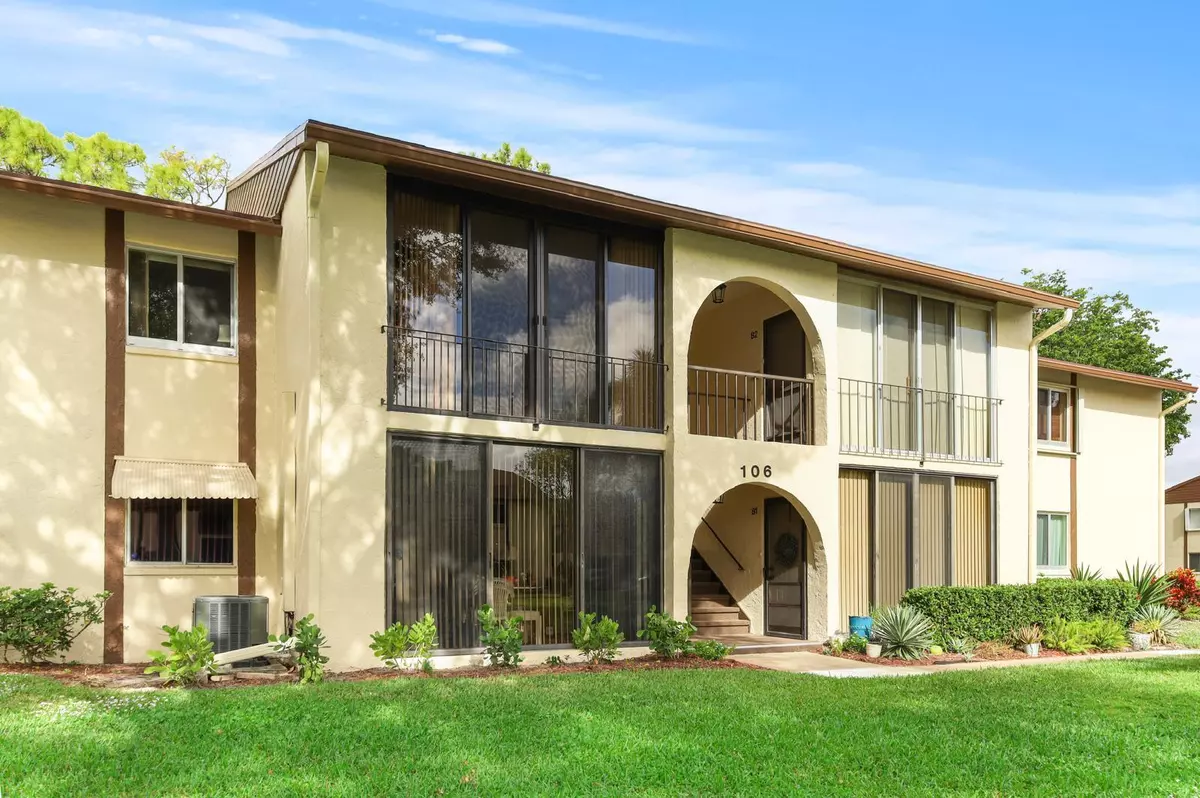 Greenacres, FL 33463,106 Lake Pine CIR C-1