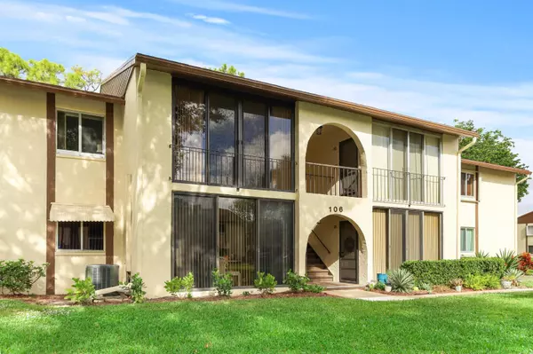 106 Lake Pine CIR C-1, Greenacres, FL 33463