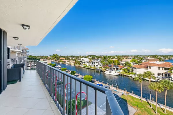 Boca Raton, FL 33487,899 Jeffery ST 614