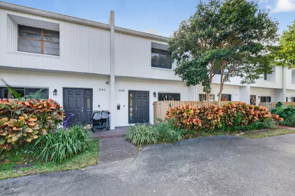 Lighthouse Point, FL 33064,2140 NE 44th ST