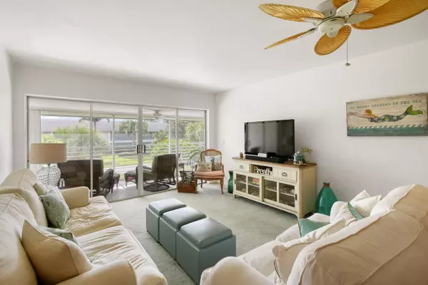 Tequesta, FL 33469,4 Garden ST 204