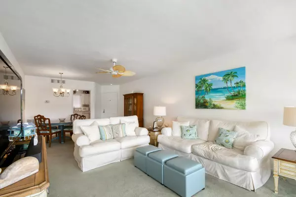 4 Garden ST 204, Tequesta, FL 33469