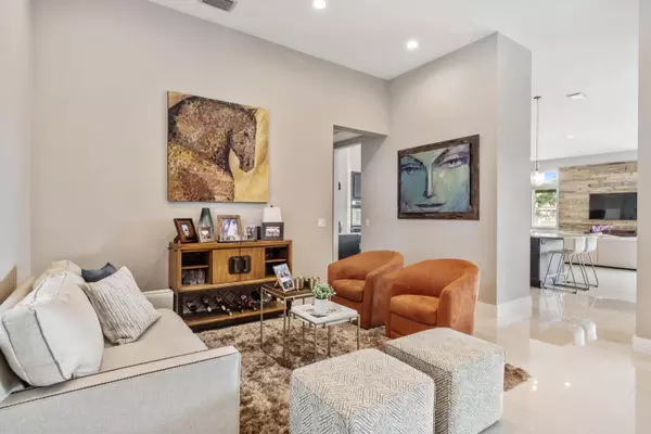 Wellington, FL 33449